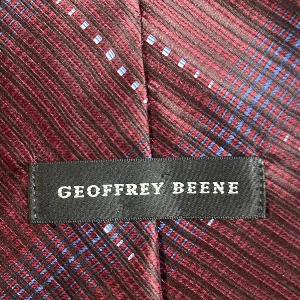 Geoffrey Beene Burgundy Plaid Silk Tie 58” Classic - Picture 5 of 7